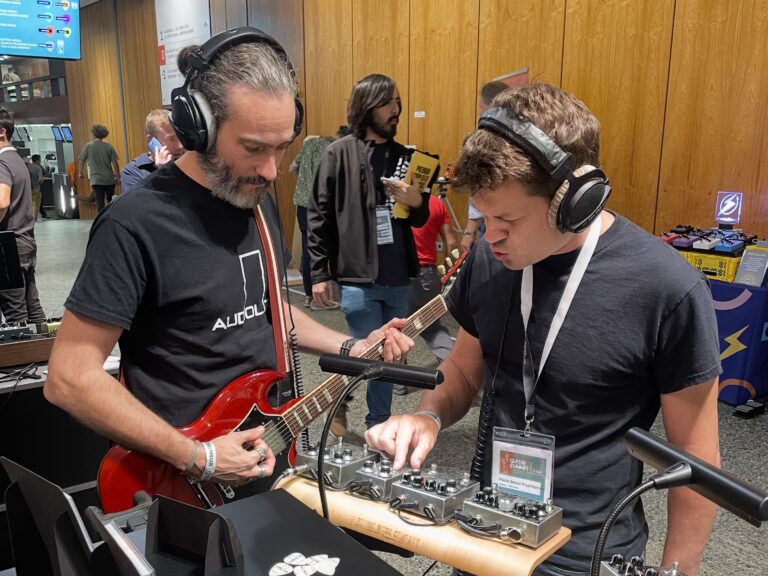 Gaëtan and Pierre-Benoit at the Guitar Summit